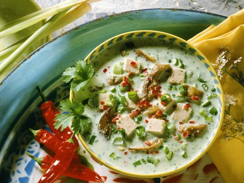Kokossuppe mit Tofu