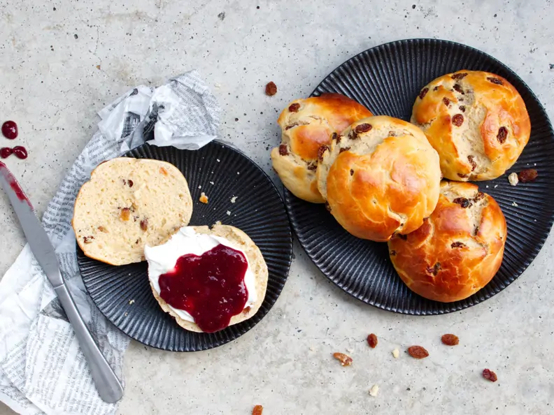 Rosinenbrötchen