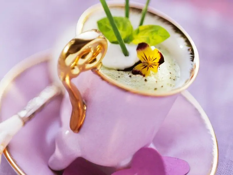 Kräutercremesuppe