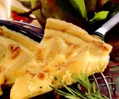 Käse-Quiche mit Birnen