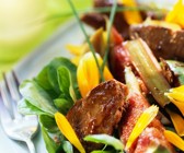 Rhabarber-Feigen-Salat mit Entenleber