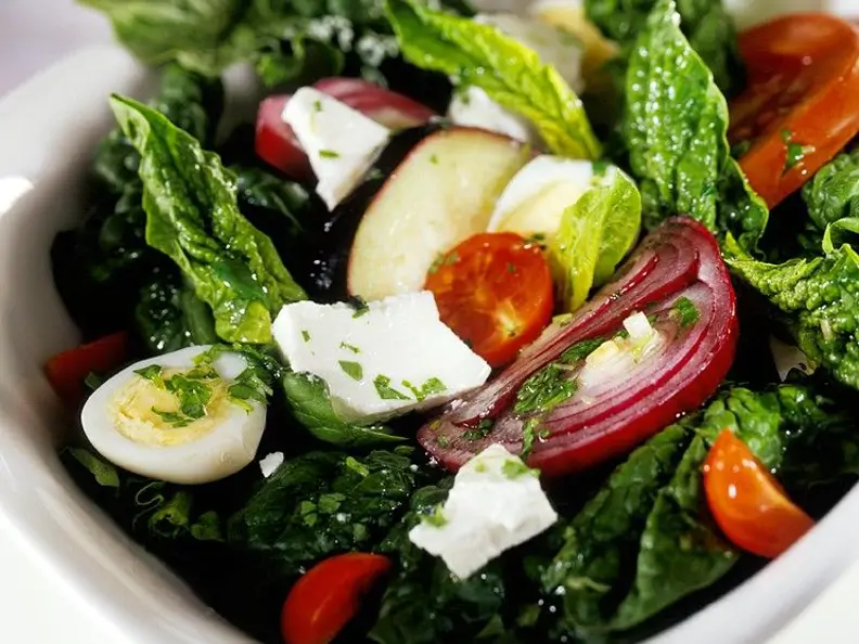 Spinatsalat mit Feta
