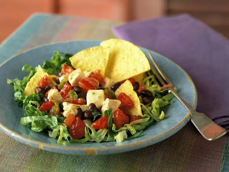 Salat mit Hähnchenbrust