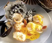 Meeresfrüchte mit Safransauce