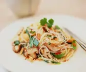Reisnudeln mit Shiitake