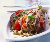 Auberginen-Tomaten-Gratin mit Champignons