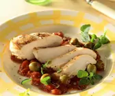 Hähnchenbrust mit Tomatensauce