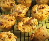 Zwiebel-Speckmuffins