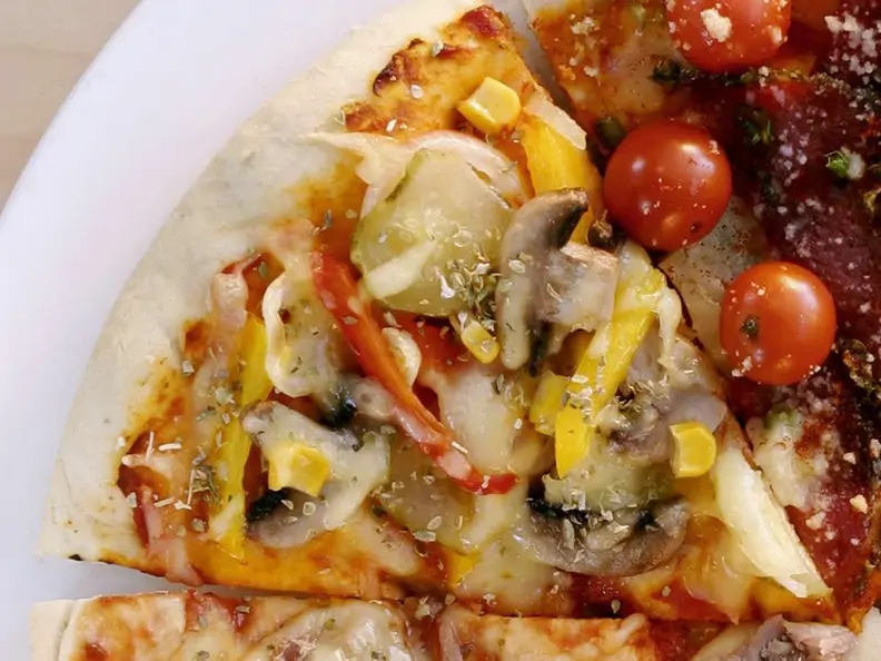 Pizza mit Paprika