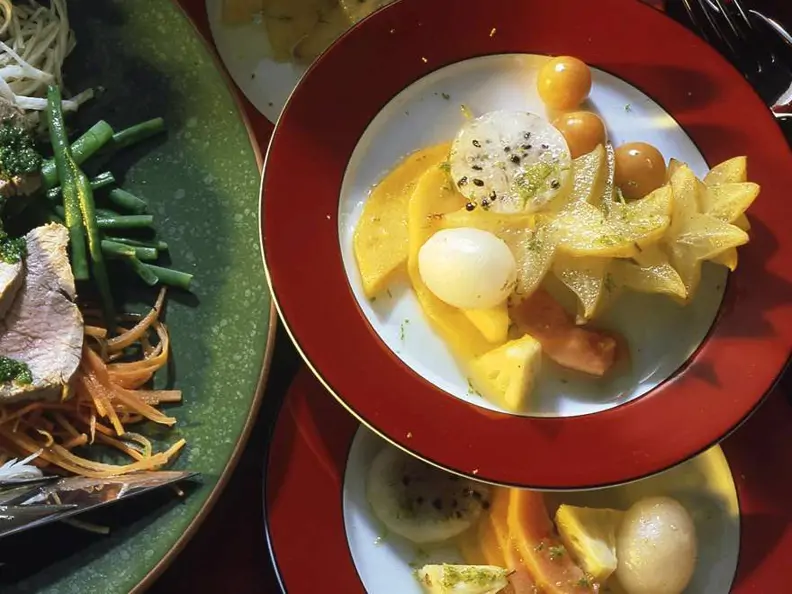 Exotische Früchte mit Limettensauce