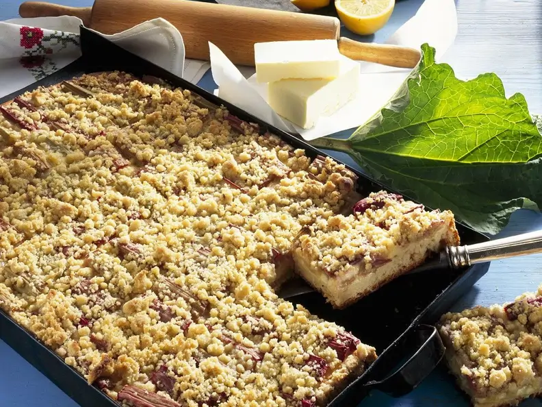 Rhabarber-Streusel-Kuchen