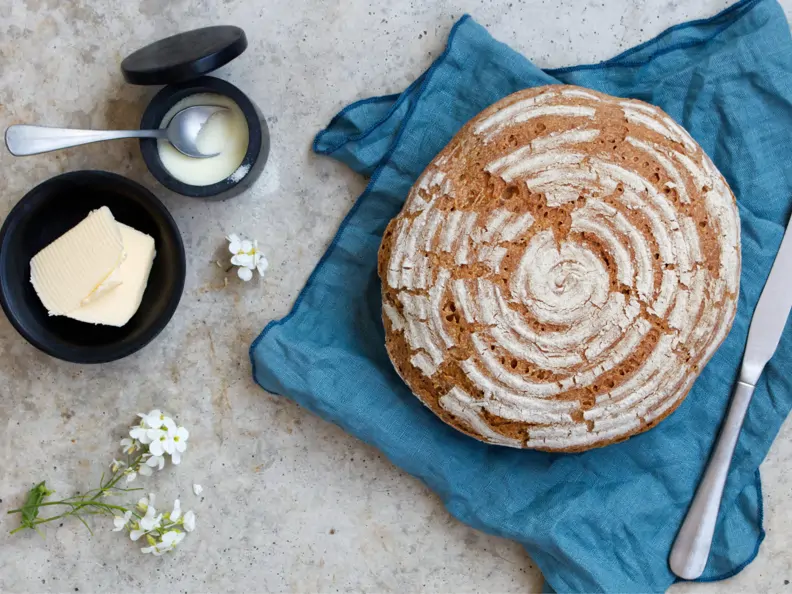 Dinkelbrot mit Sauerteig