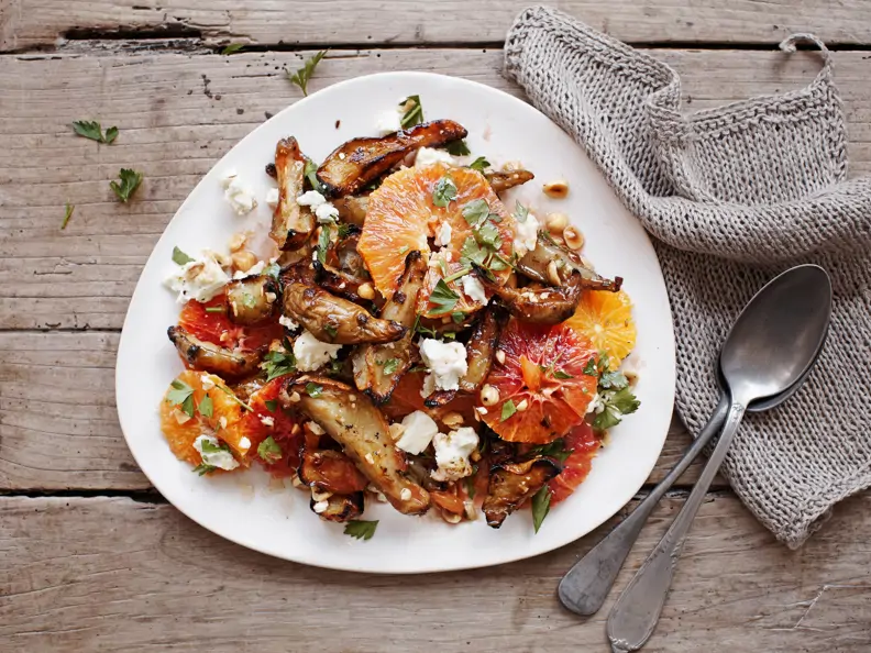 Warmer Topinambursalat mit Blutorangen und Ziegenkäse