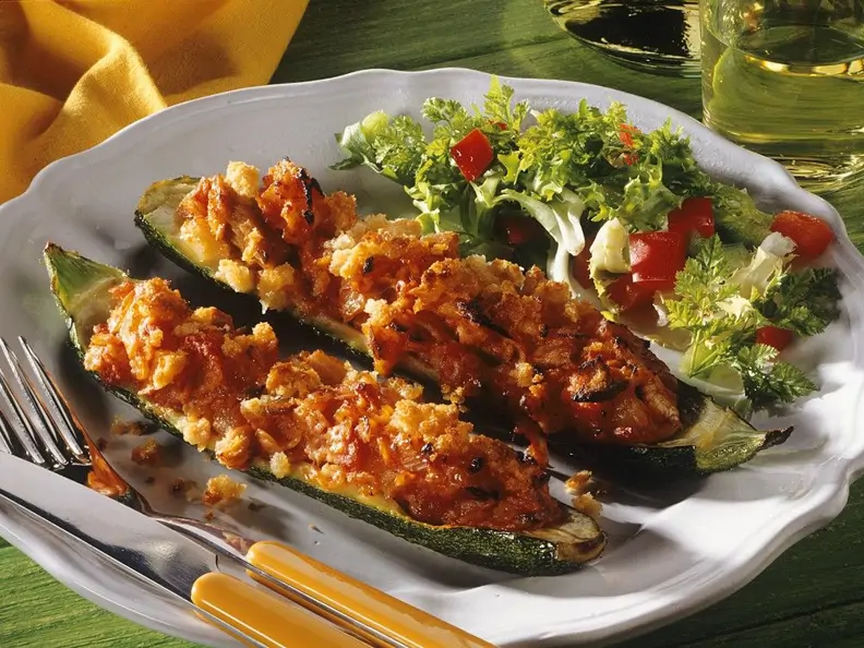 Gefüllte Zucchini mit Thunfisch