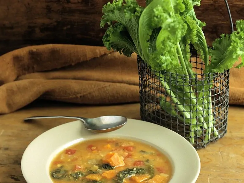 Kürbissuppe mit Grünkohl