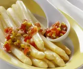 Marinierter Spargel mit Relish