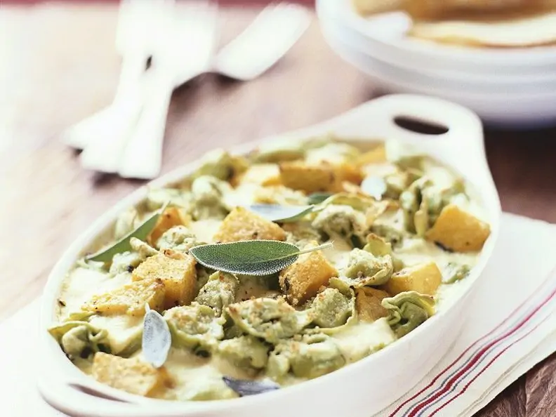Tortellini-Auflauf mit Kürbis