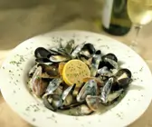 Miesmuscheln mit Kräutern