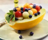 Bunter Melonen-Heidelbeersalat