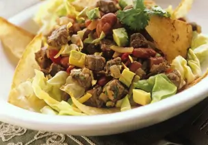 Rindfleischsalat mit Maischips