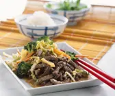 Rinderfiletstreifen mit Gemüse aus dem Wok