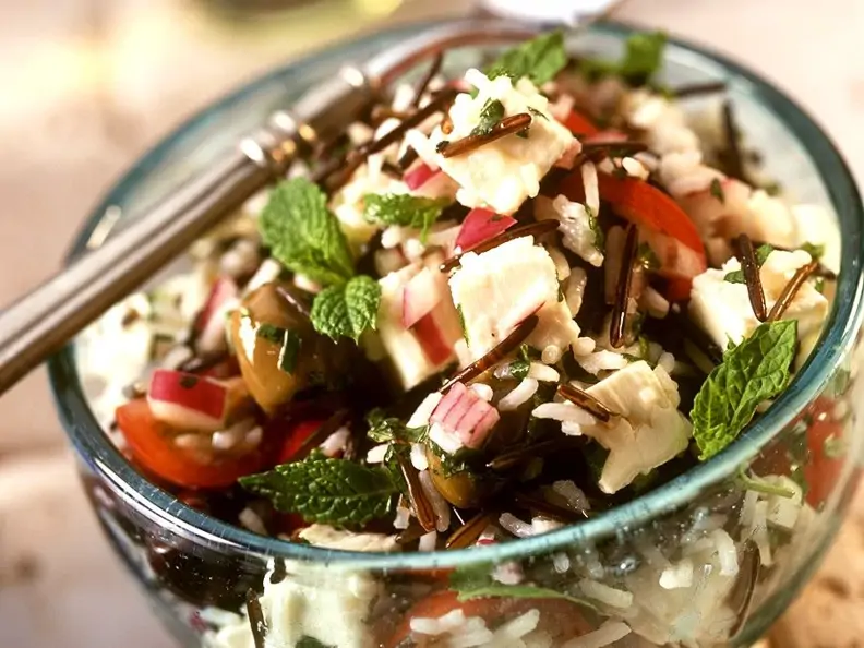 Reissalat mit Thunfisch