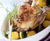 Lammkeule mit Gemüse
