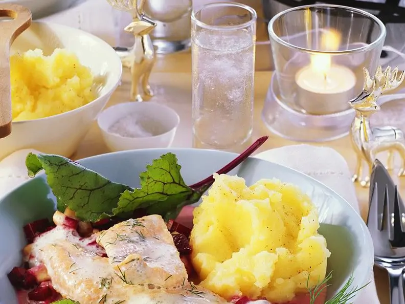 Lachsforelle mit Gemüse