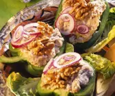 Gefüllte Paprikaschoten mit Hähnchen