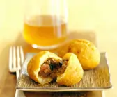 Reisklößchen mit Hackfleischfüllung