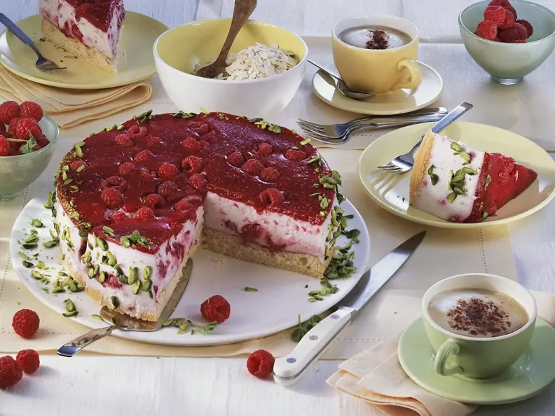 Himbeer-Joghurttorte