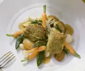 Lammkoteletts mit Gemüse