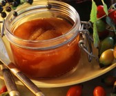 Hagebuttenmarmelade mit Orangensaft