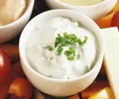 Kräuter-Dip mit Schnittlauch