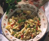 Pasta mit Bohnen und Paprika