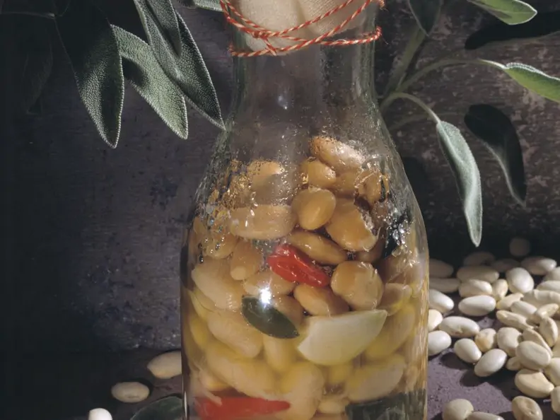 Bohnen in der Flasche