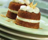 Törtchen mit Quarkcreme