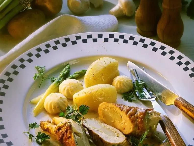 Kalbsröllchen mit Spargelfüllung