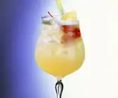 Cocktail mit Zitronensaft
