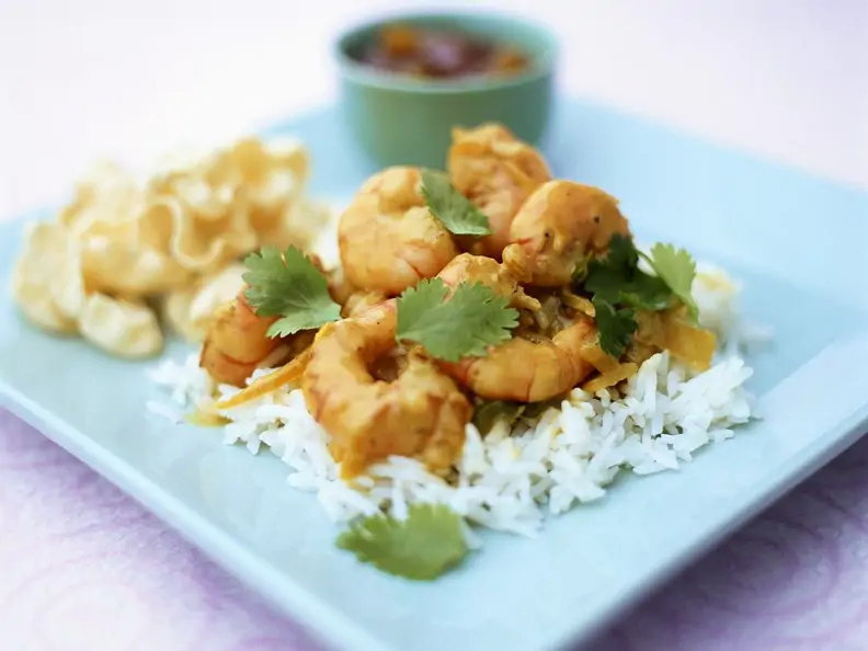 Kokos-Curry-Scampi mit Reis