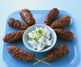Cevapcici mit Tzatziki