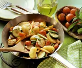 Gemüsepfanne mit Hähnchen