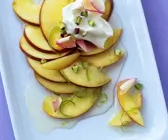 Nektarinensalat