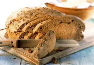 Vollkorn-Sonnenblumenbrot