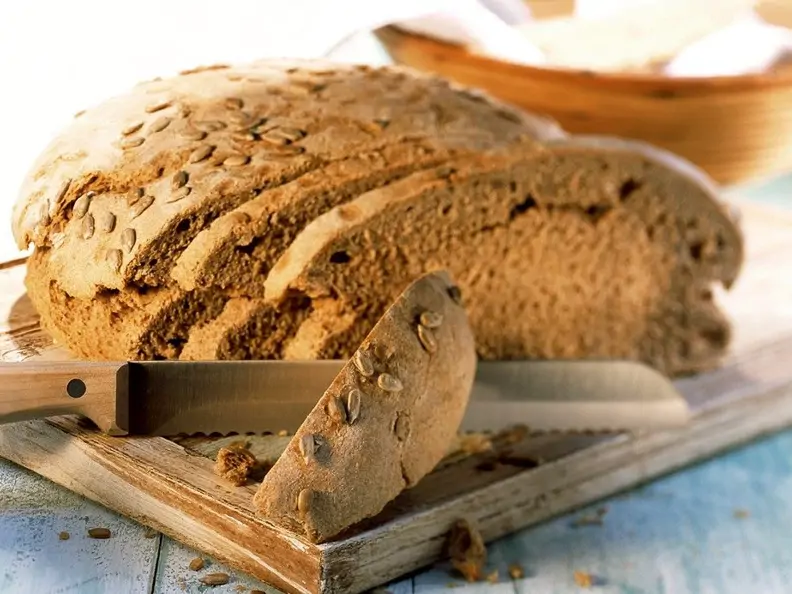 Vollkorn-Sonnenblumenbrot