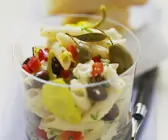 Mediterraner Nudelsalat