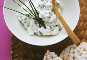 Kräuter-Hüttenkäse