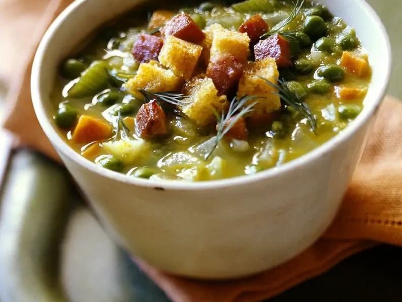 Deftige Erbsensuppe