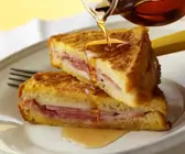 French Toast mit Schinken-Käsefüllung