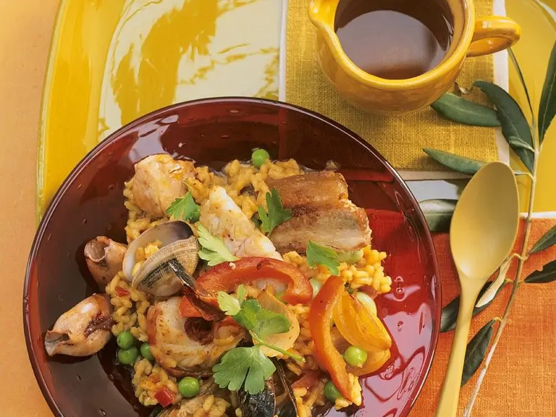 Paella mit Fisch